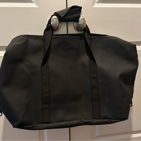 Rains Hilo Weekend Bag - Picture 2 of 4